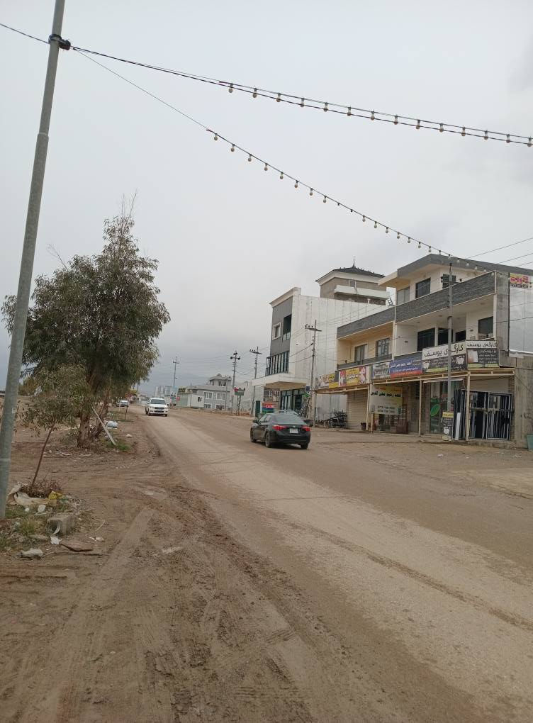 مووڵکی تیجاری شوێن ڕاپەڕین
10×20 ۲۰۰م 
ژم.*********** السليمانية, العراق
