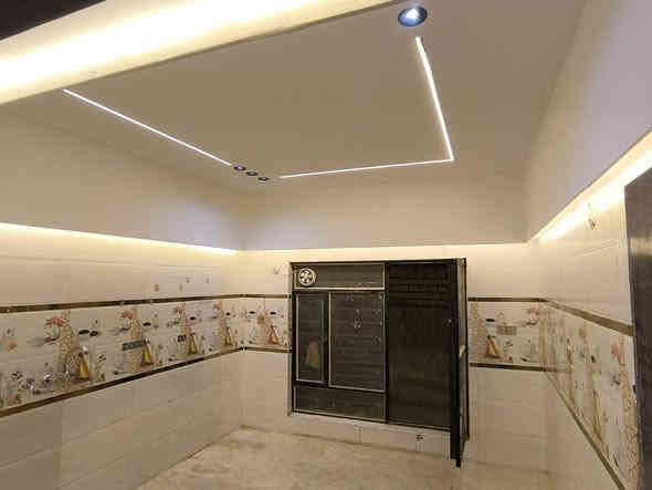 🏡 للدار البيع🏡
📍 الموقع: الغزالية شارع المشجر – مربع تازه
عرض الشارع ١٢ متر 
📏 المساحة: ١٠٠ متر
🏠  طابقين وبيتونه 
وصطحين 🌟
✨ الديكور: حديث جداً ومصمم بذوق عالي
🚪 دخول البيت من جهتين — ممر واستقبال 
🔧 البيت جاهز للسكن 

📞 للاستفسار: ***********
