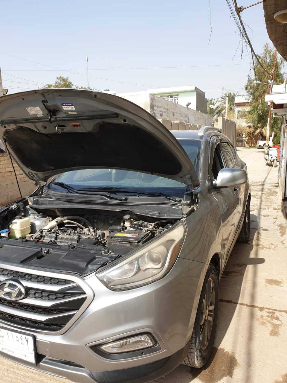 سلام عليكم 
توسان 2014 وارد امريكي بدون لغد بدون شاصي بدون تبديل اي قطعه  رقم بغداد 
ماشية 92 الف 
مكانها بابل مسيب 
***********
