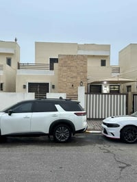 الزون الثاني • ٢٢٠م • ٣ غرف