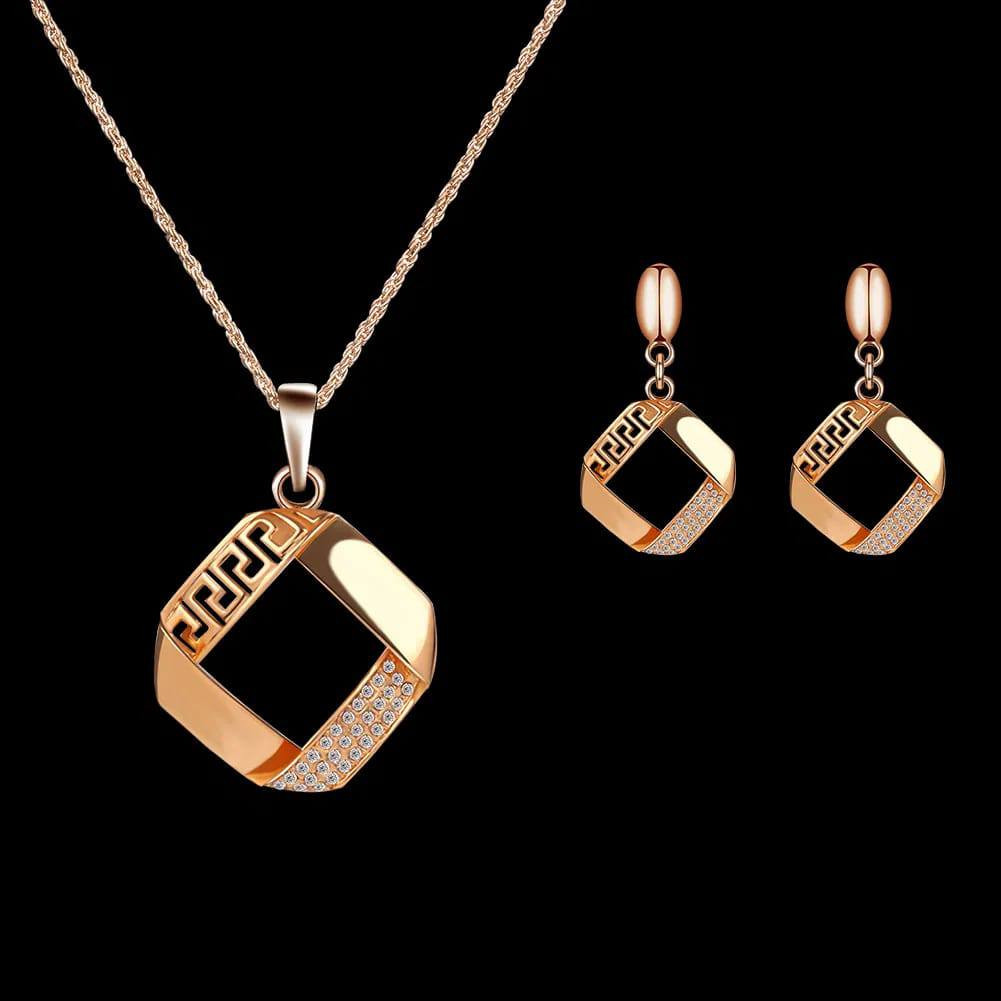 ملابس شي أن ماركات
بث تيك توك او المراسله على المسنجر أو على  الواتس اب
***********. متوفر قناه واتس اب 
 تابعنا  على تيك توك على المعرفة
sh.shein1 تحصل على كل جديد
