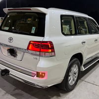 لاندكروز • ٢٠١٨ • ٨٢ الف