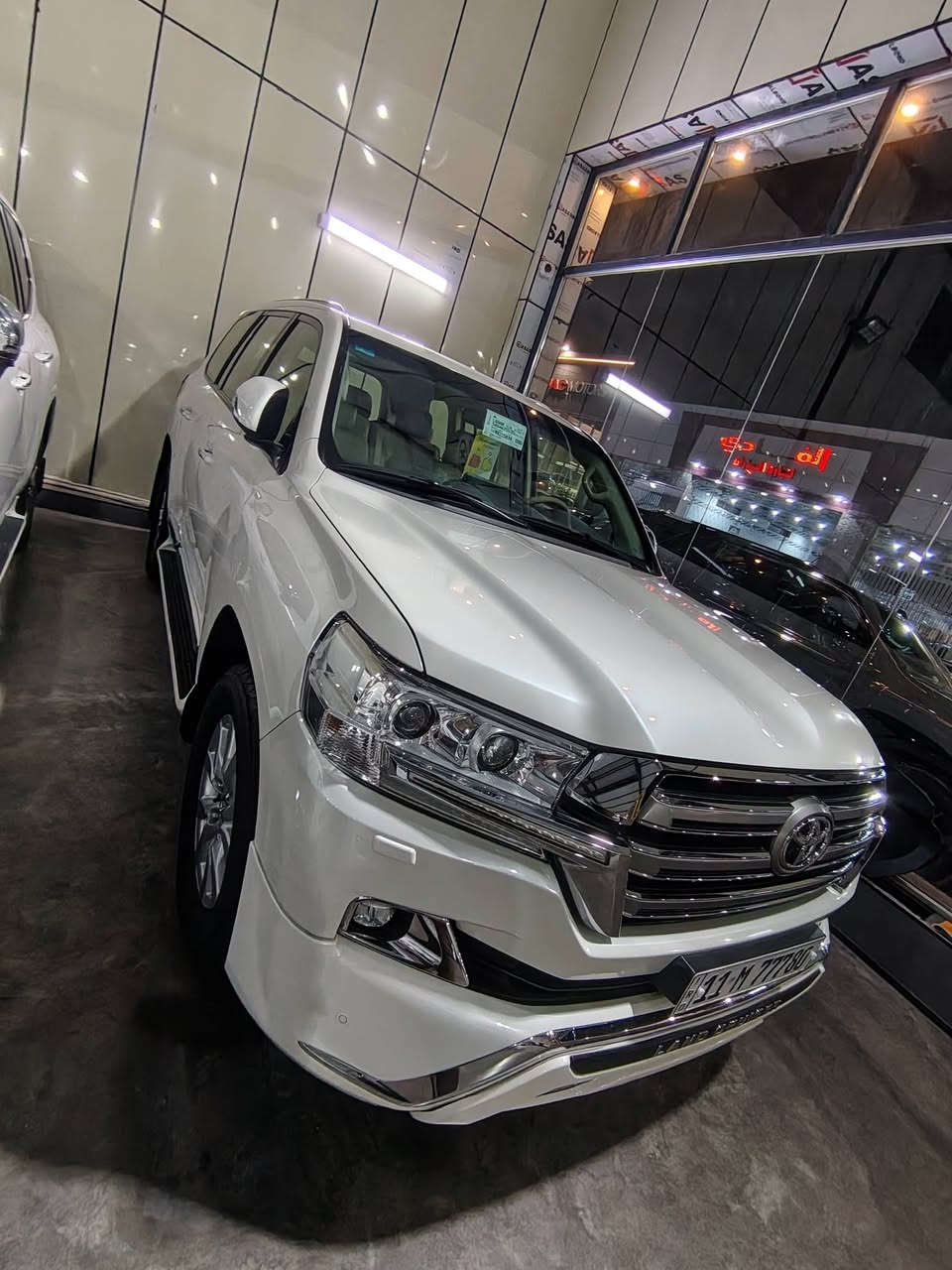 السلام عليكم لاندكروز ٢٠١٨ بريم اصل ماشيه ٨٦ الف
فول موصفات
بصمه
فتحه
كشنات جلد وكهرباء
شاشه كامره خلفيه
حساس امامي خلفي
دبل ماوس
مري جانبيه قلاب
لد نهاري
تشغيل عن بعد
زراك لايت
شاشه خلفيه
سونار موضح بل صور فقط صبغ بسيط
جديده جدااا
تخم تاير جديد
رقم بغداد 
سعر ٤٧٠ بيه مجال بسيط
للتصال***********
مكان سياره بغداد معارض البياع
