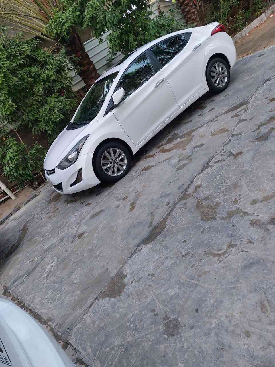 بسم الله الرحمن الرحيم
سلام عليكم 

النترا خليجي ٢٠١٥ بيها باب وجاملغ السايق مبدل بدون صبغ رقم كربلاء بااسمي سنويه تنتهي 2027 السيارة نظيفه جدا وجاهزه كير محرك مكفول تبريد تدفئة حدادية صدر تايرات كله جديد مكان طوريج كربلاء ..واتس اب غير متواجد بالفيس

..*********** 

السعر 125$

بيها مجال بسيط
