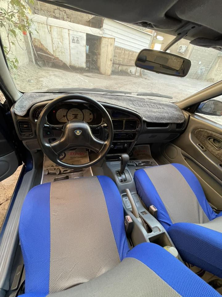 بروتون ويرا ٢٠٠٤
بلادية مابيه لاضربه ولاصبغ تبريد تدفئة 
صدر امامي خلفي كله جديد 
تحويل ثاني يوم 
٥٠ وبيه مجال 
***********
