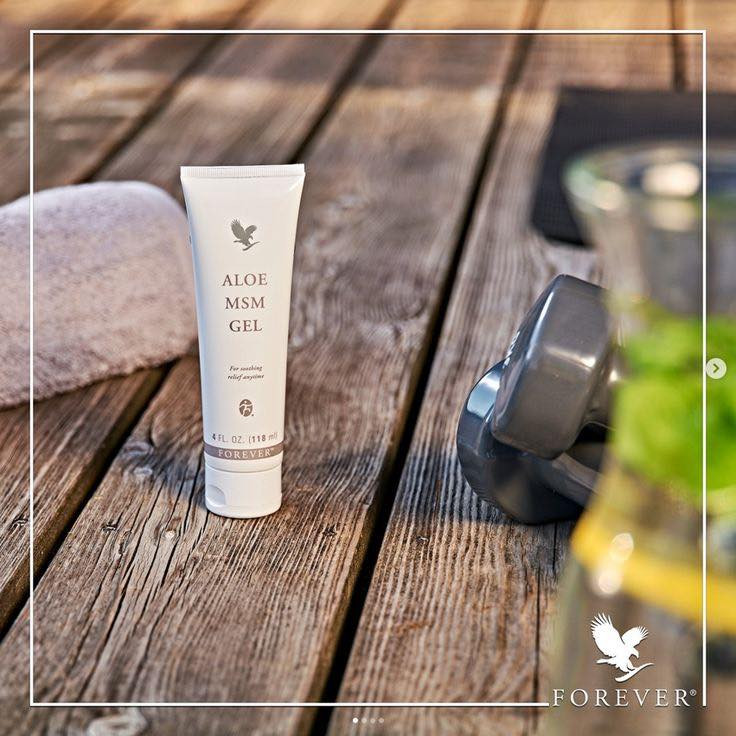 ((كريم الو ام اس ام جل))        
        Aloe MSM Gel
يعتبر مرهم MSM  يحتوي على مادة ام اس ام وهو كبريت عضوي بالاضافة الى الالوفيرا 
يمتصة الجلد ولايلطخ الملابس وضروري للانسان 
🪄يغذي ويسكن الالام المفاصل والظهر والرقبة والركبتين مناسب للمساج والتدليك
لما له من خصائص مضادة للالتهابات والفطريات 
🪄ممتاز لعلاج اصابات و كدمات الرياضيين 
يحتوي على ...
🪄ميثيل سلفونيل
🪄ميثين كبريت عضوي طبيعي

العنصران المهمان لعلاج التهابات وتأكل والاحتكاك

توصيل للمحافظات ***********

🪻🪻🪻🪻🪻🪻🪻
