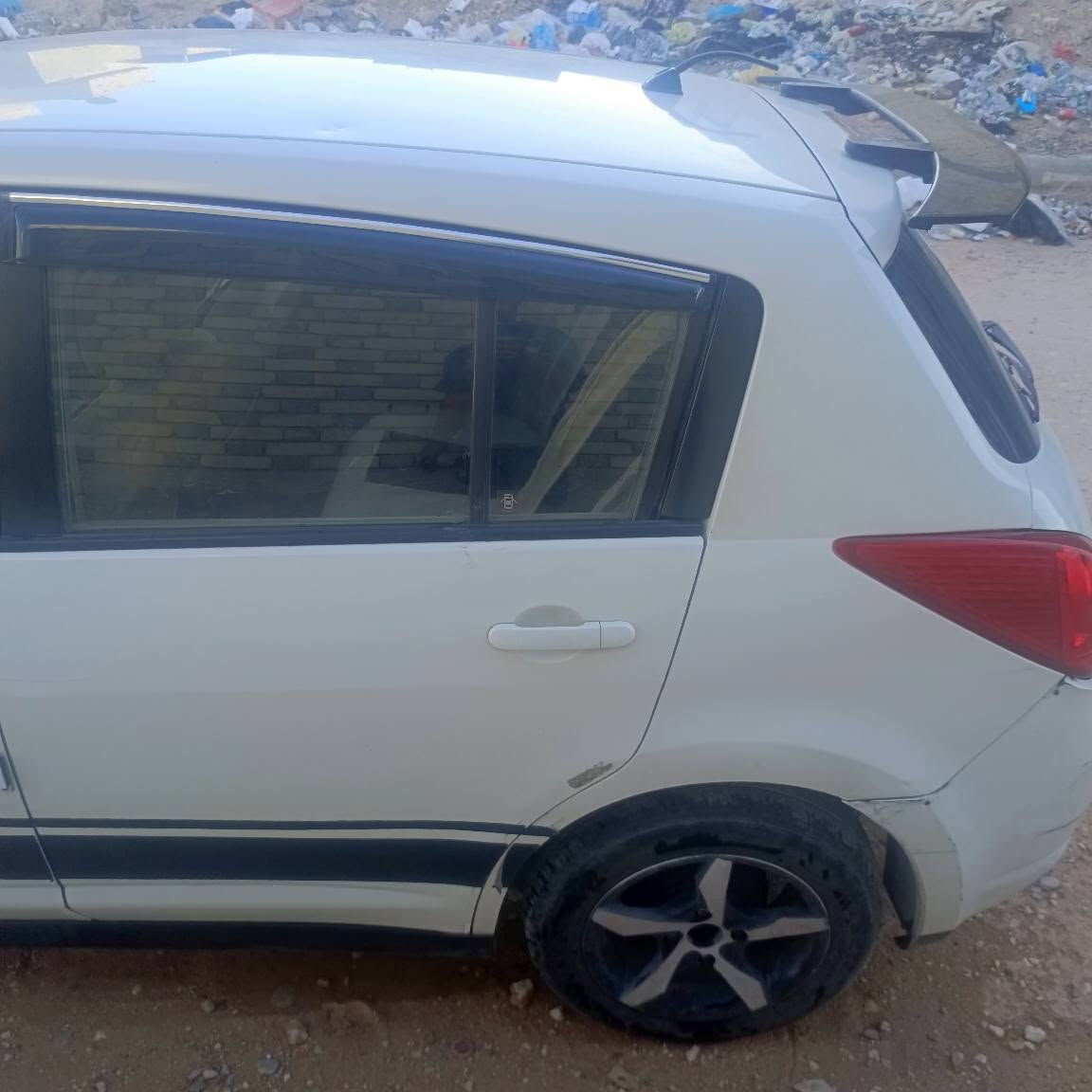 نيسان تيدا ٢٠٠٨ مسويله ادامة كاملة بيها منضومة غاز قبل شهر شديتها منضومة تبريد جديده بريك مبدلة جديد صدر امامي خلفي جديد تخم تاير شاشة وكامرة  ضررها جاملغ عكس السايق وبيها رصعات خفيفه
السعر 70$
 *********** النجف, العراق
