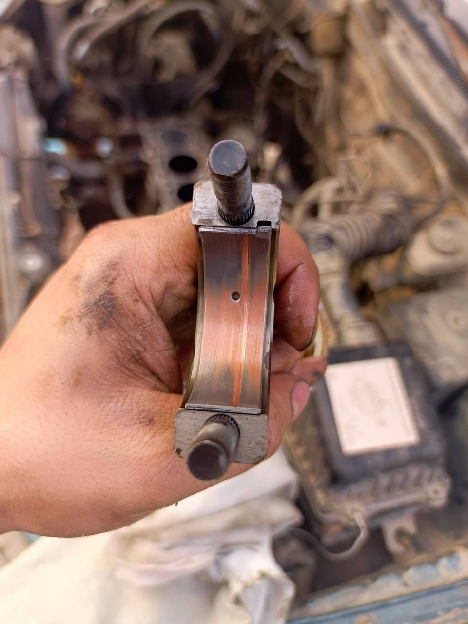 نرجع و نكول لتأخر زيت المحرك ولاتستخدم زيوت رخيصة وممعروف مصدرها 

والي يستخدمون زيوت اصلية إحنا وفرنالكم منتجات من شركة GAT الألمانية غنية عن التعريف 

في حال جنت تستخدم زيوت عادية لازم تستخدم فلاش انجن من GAT  وبعدها تستخدم الزيت الجديد حتى تلاحظ التغيير الي يصير بالاستمرار ⚙️🤍

نجي على الخطوة الثانية الي تغنيك من فرة اليطغ و دوسة الكام شفت ويا كل تبديلة زيت استخدم نانو انجن بروجكت راح يسويلك طبقة نانو على الأجزاء الميكانيكية بالكامل وتقلل احتكاك بالتالي تكول عمر المحرك وعمر الزيت وتحافظ على نظافة محرك سيارتك بمكان متصرف 1800$ او 2000$ استخدم زيوت اصلية ومنتجات حماية أصلية 🇩🇪

*********** واتساب 

صور المنتجات مرفقة بالتعليقات ⬇️⏬⤵️

#GAT #Germany #orginal #karrar_fadhil
