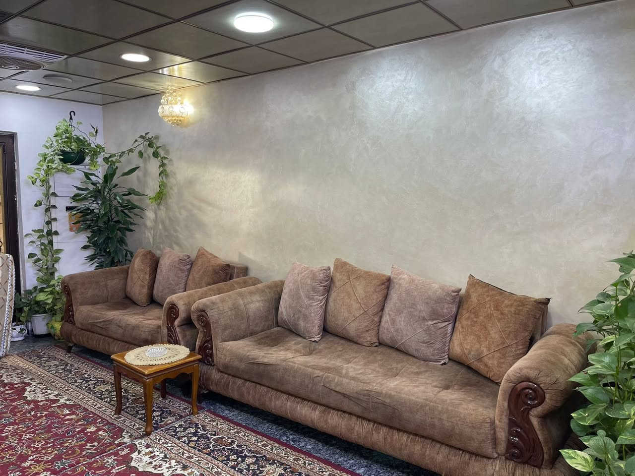 للبيع تخمين قنفات كل واحد 10 مقاعد يعجبك واحد او ثنينهن ماكو مشكله مكاني بغداد حي القادسيه 
***********
***********
