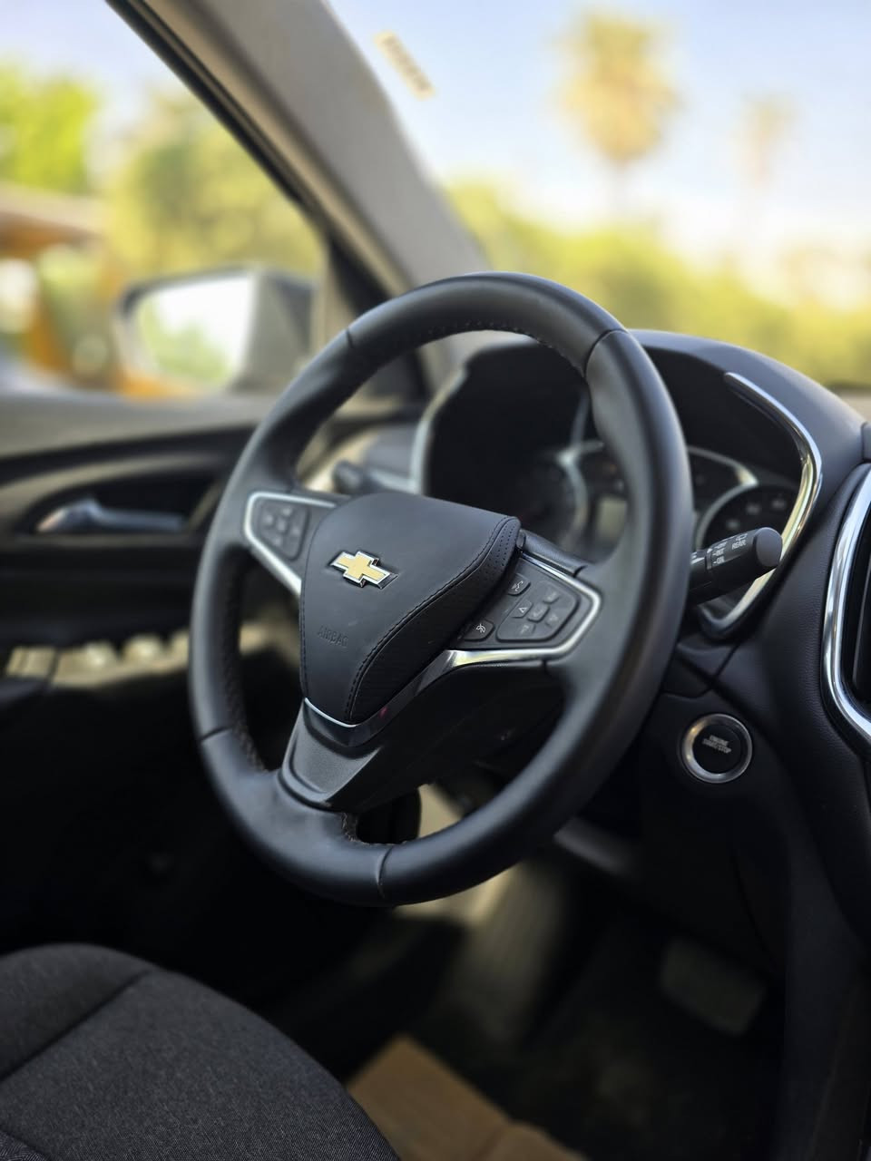 للبيع شوفر كونيكس موديل ٢٤تبديل البنيد فقط والباقي كفالة سيارة حرة تسجل اي محافظة مواصفاتها LT لون اسود 
تحكم ستيرن كامل 
كروز سرعة 
مانع تصادم 
مانع انزلاق 
شاشة اعطال 
الباب الخلفي كهربائي 
مقاعد كهربائية 
تدفئة با المقاعد 
ماشية ٢٨ 
السعر ١٦٥ وبيها مجال 
الاستفسار ***********
