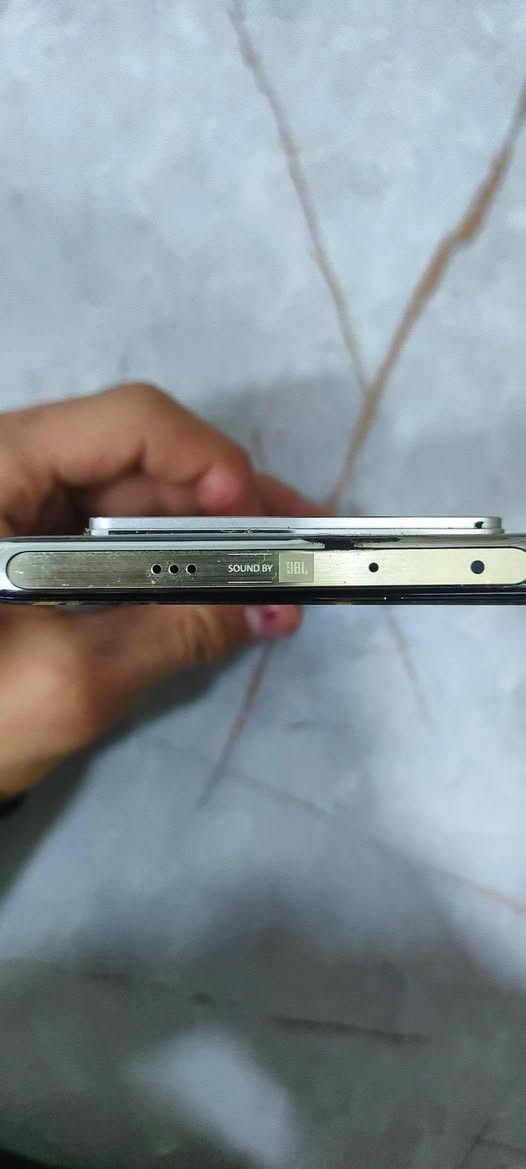 للبيع جهاز Infinix NOTE 40 Pro تعاون بيام 180وبي مجال


**إذا كنت صاحب هذا الإعلان وتريد حذفه لأي سبب، رجاءا أرسل رسالة إلى الدعم الفني**