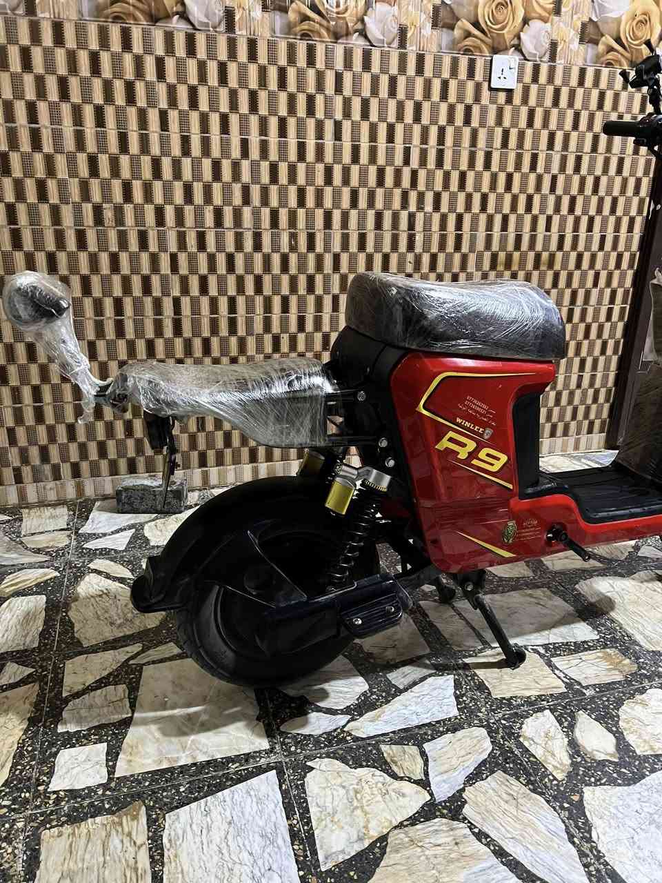 ‏بغداد مدينة الصدر دراجة R تسعة السعر375 وبيها مجال رقم ***********
