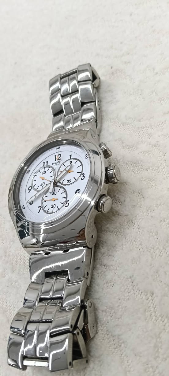 For Sale Original Watch Swatch YOS451 Leather Strap Chronograph Men's Watch
For size 47 Made In Swiss 
بيع ساعه سواتش اوريجينال سويسري فرنك بحاله الفبريكا اوستيك اوريجينال كامل العدد ١٠ عوقل قفل اوريجينال ساعه بيتي ولا يوجد بها اي صيانه وارد من امريكا للتواصل عبر الماسينجر او الاتصال على الموبيل ٠١٠٦٧٤٩٦٢٨٢


**إذا كنت صاحب هذا الإعلان وتريد حذفه لأي سبب، رجاءا أرسل رسالة إلى الدعم الفني**