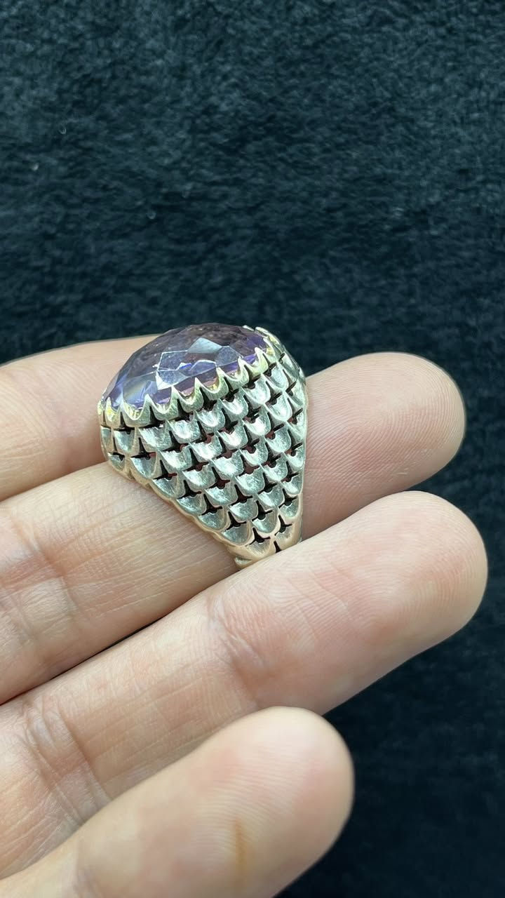 من رخصت الادمن المحترم                   

"""""""""""""""""""""
خاتم من حجر الجمشت المترش 

فضه 925

صياغة برهم  

السعر 125الف شامل التوصيل


**إذا كنت صاحب هذا الإعلان وتريد حذفه لأي سبب، رجاءا أرسل رسالة إلى الدعم الفني**