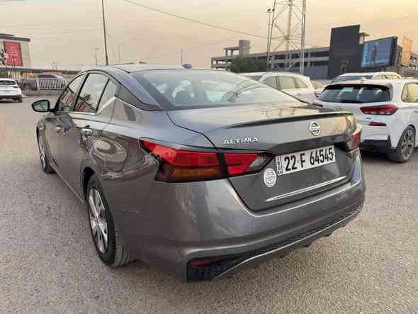 السلام عليكم
Nissan altima 2020 S

السيارة ماشيه ٨٦ الف ميل

بدون ايرباك ضررها موضح بالصور

ادامة كامله قبل ايام مسويلها

رقم اربيل باسمي

السيارة مسويلها ادامة كاملة من دهن كير للفلاتر لغرفة الاحتراق 

السعر 145$

مكان السيارة زيونة 

واتساب ***********
