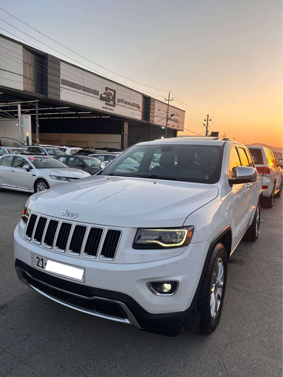 جیپ 2014 بێ بۆیاخ سۆنەرم داناوە..مواسەفات limited
دەرەجە یەک قەپات قەپات مواسەفات 4*4ئۆکتانی 85ئەخوێنێتەوە هەموو بانزینێکی بۆ ئەبێت ( پانۆڕاما بەسمە دەرگا بەسمە سێ شاشە ناو فۆڕمیگا دەبڵ ئەکسل سێ گێڕ سوکان کارەبا و هیتەر کوشن ساردوگەرم میمۆری کوشنی دواوەش هیتەرە سنوق کارەبا شەغالە 97 هەزارڕۆشتووە) سەنەوی تازەیە تایەی تازەیە
 گێڕو مەکینەی بەشەرت ماڵی دۆستە زۆر تازەیە سەیارەکە 208 گەڵاو معامەلەیەکی برایانە 
***********
*********** السليمانية, العراق
