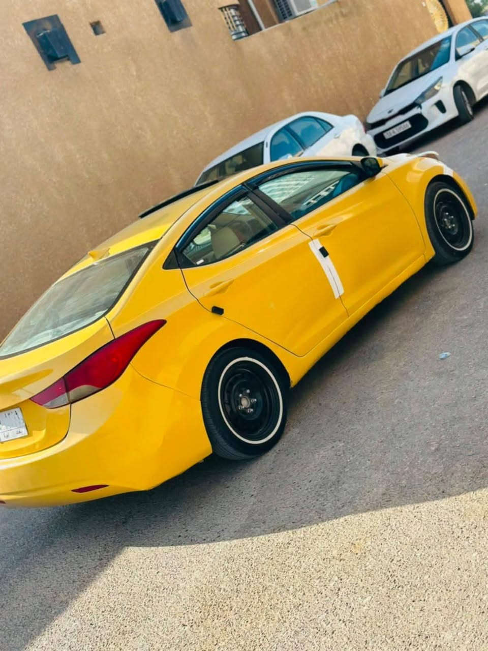 سلام عليكم
النترا  فول مواصفات 1 عله1 سيارة كير ومحرك وحدادية كفالة 
كير محرك بل جيس تبريد ثلج 🥶 مابيه نقص 
محرك 2000 دوش المرغوب خير من الله 
رقم بغداد مصفره هئيه وغرامات تحويل مباشر
 السعر 82 بيها مجال
*********** الاستفسار 👍مامتوفر بلخاص
فتحه سلايت
شاشة
تحكم استيرن
كامره
نضام ايكو
