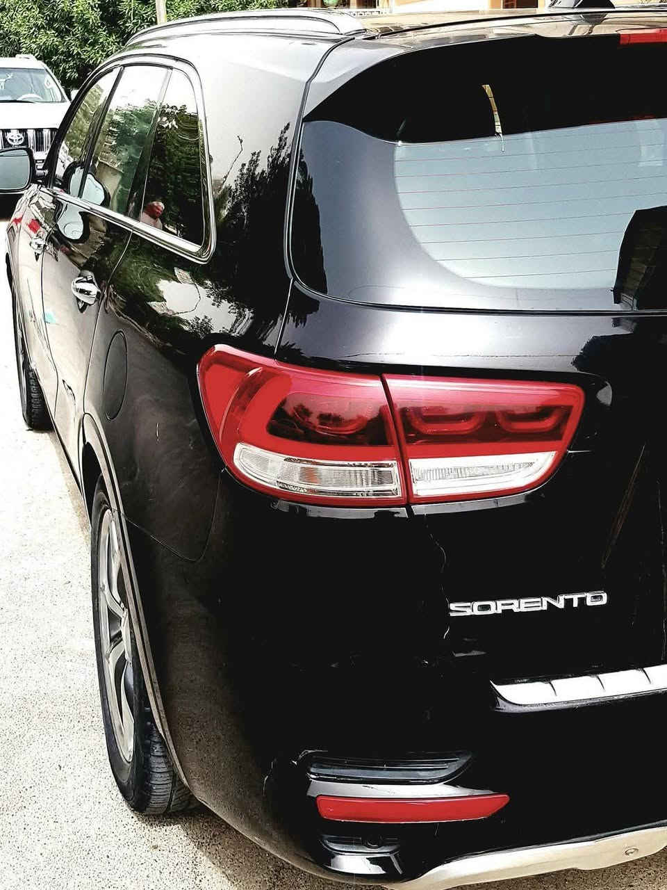 بسم الله الرحمن الرحيم
سلام عليكم البيع كيا سورنتو موديل 2016 وارد أمريكي مواصفاتهة فول 1/1 ارقام إنكليزي بسمي السيارة كاملة وجاهزة من كلشي السعر 175 العنوان بغداد الدورة 
***********
***********
