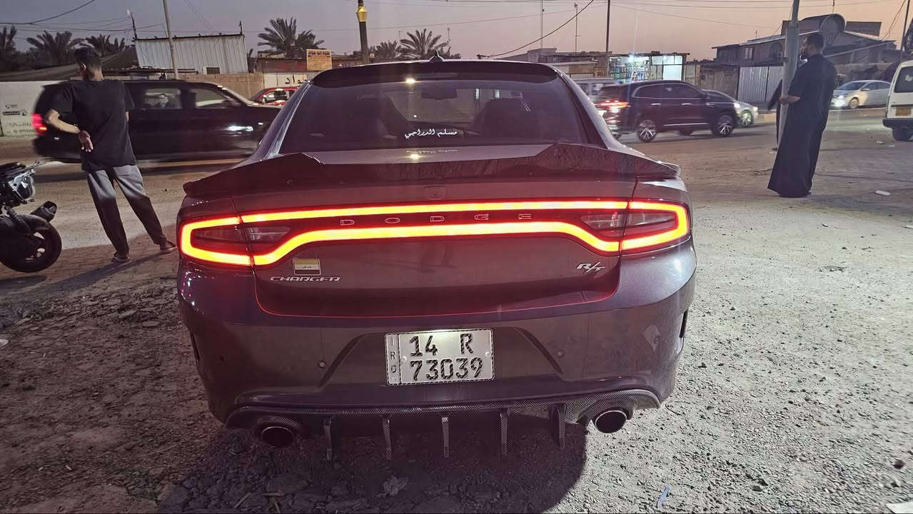 السلام عليكم للبيع
🔹دوج جارجر
#مديل 2021
RT
#هيمي  V8
#رقم بصرة 
#ماشيه 79
#حساسات خلفيه 
عليها كزوز ربلاد 
#السيارة على البلاد
#السعر 190
#الاستفسار ***********
حادثه فقط قطعه واحدة سمكرة وصبغ بصيط وخشم الجاملغ بارد بصيط 
حادث موضح بل صورة
#العنوان بصره
