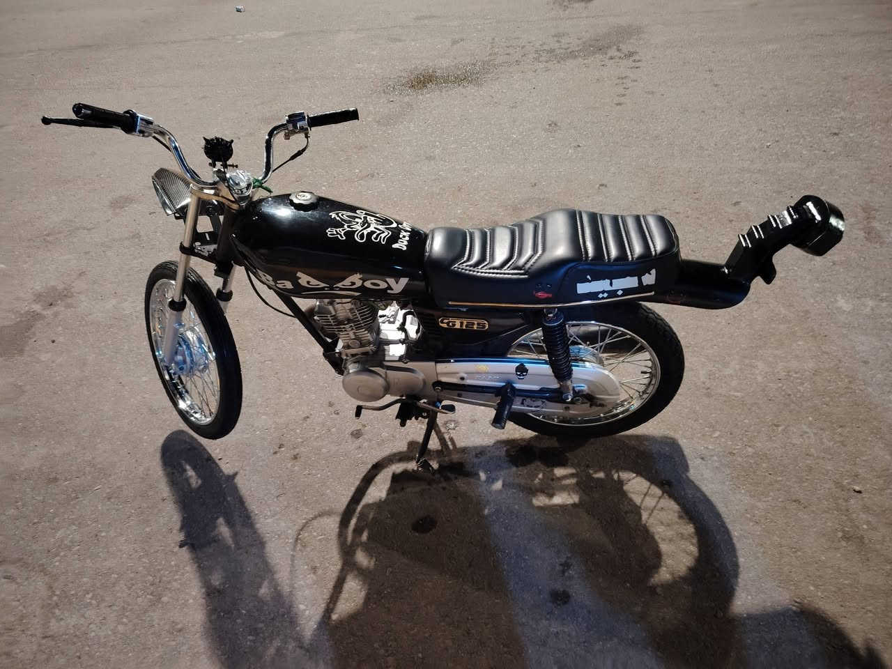 دراجه نامه شلامجه الاصليه للبيع
السعر 650 وبيهه مجال
هاذه رقمي ***********
