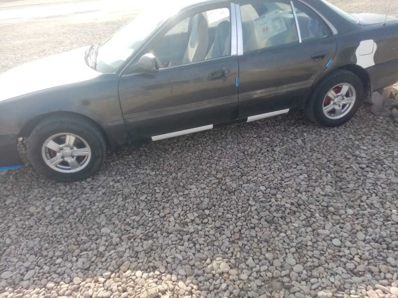 السلام عليكم سيارة سونات تو موديل ٩٤ مكينه وكير مكفولات تخم تاير صدر جديد العنوان ديالئ رقم ديالى ألماني سنويه لل٢٩ السياره خير من الله السياره مال جني السعر ٣٦ وبيه مجال الرقم ***********
