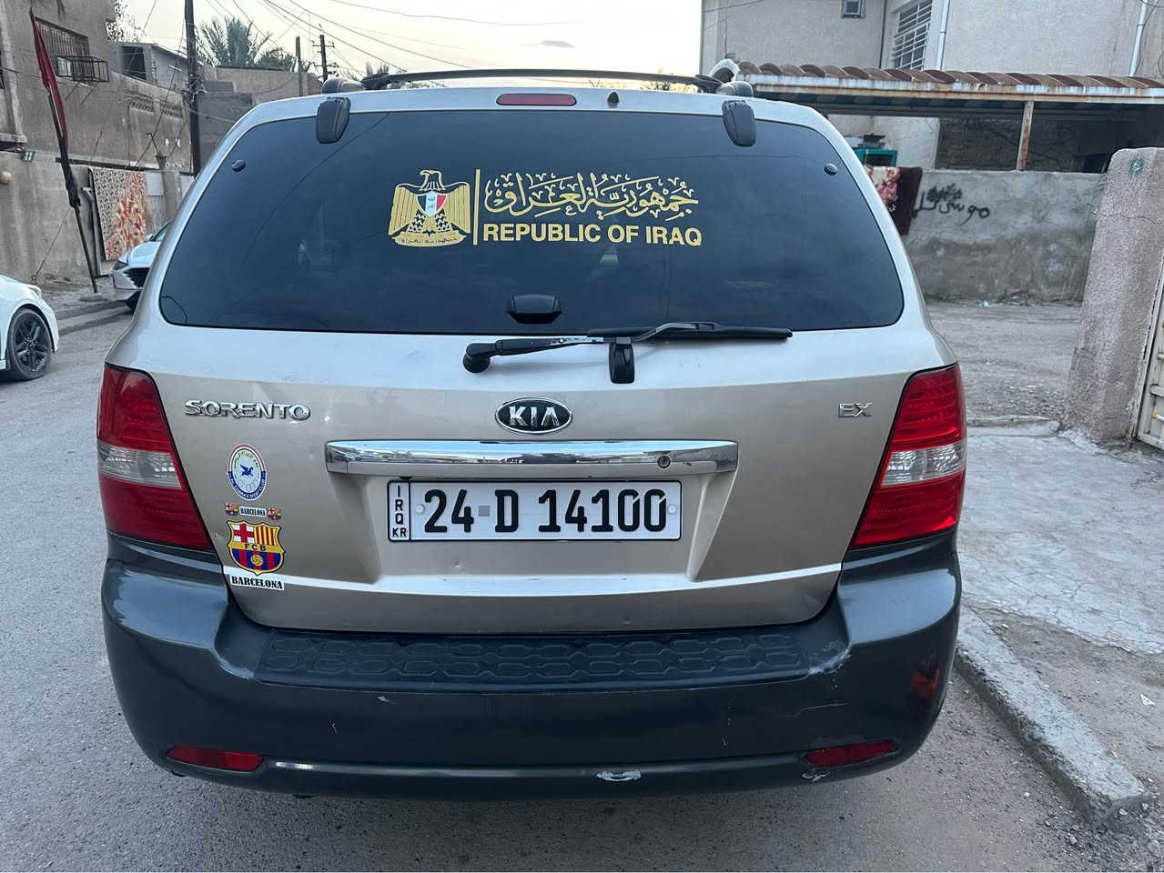 سورنتو 2008 خليجي
لون سلفر
دهوك بأسمي 
سنوية ٢٠٣٠ 
6 سلندر 
كير محرك صدر مكفول 
تخم تاير جديد
تدفئة تبريد 
شاشة + كامره 
لايتات عالي ناصي بلوجكتر كله زنون 
باب الصدر بي ضربه وراجع ع البارد فقط سونر موجود 
السعر ٩٥ وبيها مجال 
مكاني بغداد / بغداد الجديده 
رقم الهاتف *********** بغداد, العراق
