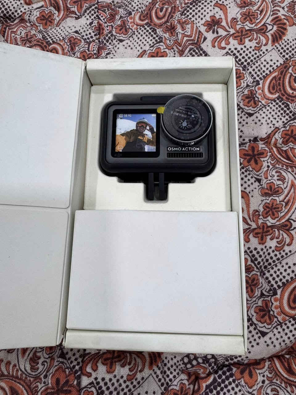 للبيع اكشن 1
دمية وزن نفس الحقيقية 
وياها اغراض مال حقيقية 
السعر 15 الف


**إذا كنت صاحب هذا الإعلان وتريد حذفه لأي سبب، رجاءا أرسل رسالة إلى الدعم الفني**