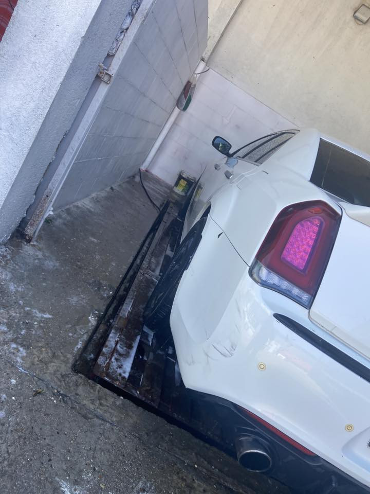 الشايب2012  ادوات كفاله من الضربه مصبوغه عام جماليه ابيض صدفه بيه حجز جديد بل مرور البصرة السعر 90ومجال قليل التفاصيل واتساب ***********
