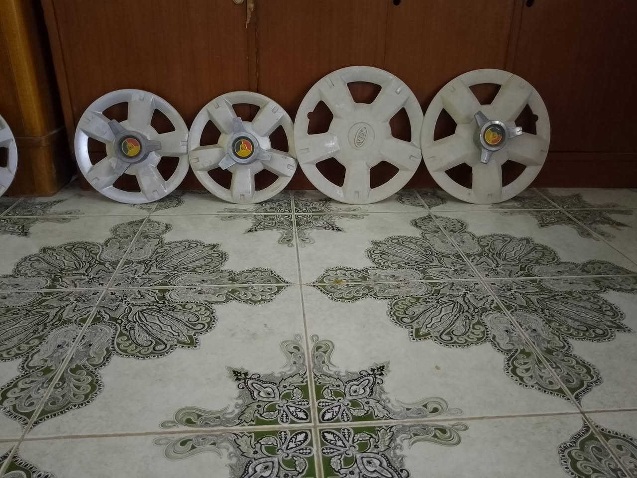 زوج كبات كيا بنكو + تخم كبات كيا مسكر + ويل كيا بنكو السعر مناسب الشراي يتصل الرقم بي واتساب *********** اكو توصيل كافه المحافظات مكان ديوانيه المركز
