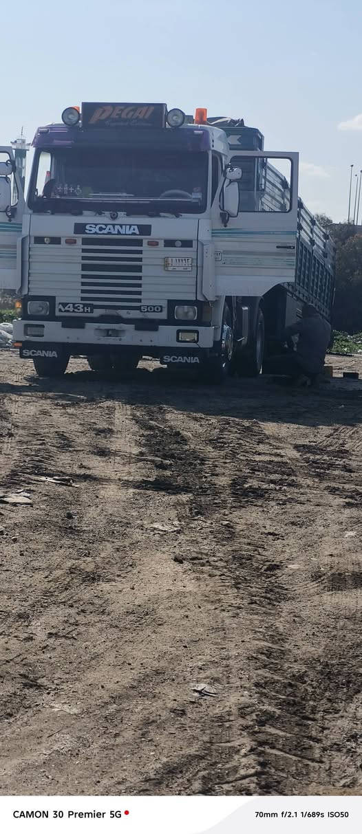 سلام عليكم سكانية ١٤٣& ٠٣ محرك شرط كير شرط تبريد شرط تحويل مثبته جوانب متحركه ***********
***********
