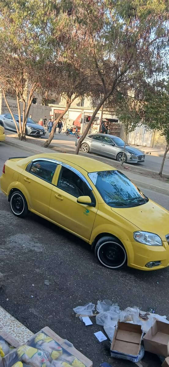 اسلام عليكم سياره افيو وارد كوري موديل 2009 سياره بسمي سنويه 2031 هيه وقرامات صفر سياره جاهزه كاربون بانزين بيه السعر 60وبيه مجال قليل سياره أحلا من صوره ***********
