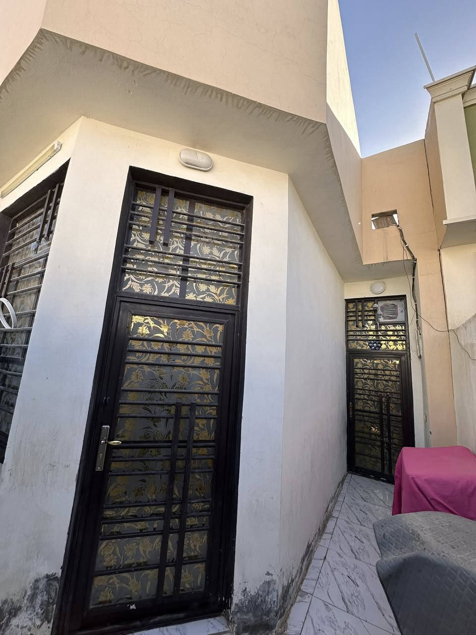 المساحه 75 م طابو زراعي النجف ملحق ميسان قرب سكلة الكرعاوي شارع الزوار

غرفة// صالة// مطبخ // استقبال// صحيات

السعر 47 بي مجال 

بناء طابوك صب اساس وسكف 
*********** اتصال واتساب موجود
