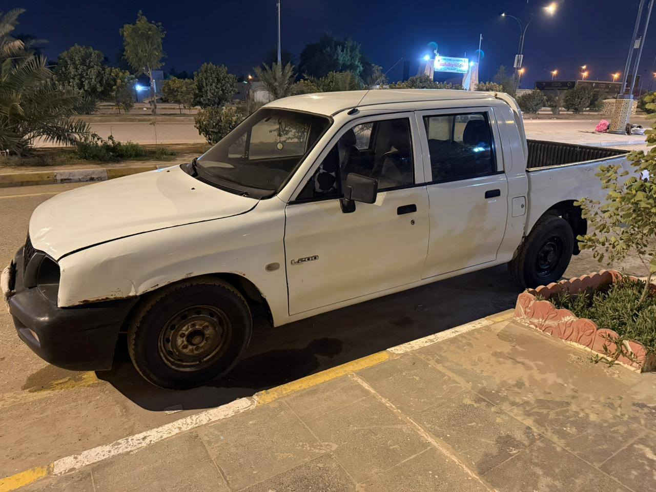 سلام عليكم شباب بيكم موديل ٢٠١٠ وادت أدوات أدوات متومه ارقام وسنويه أربيل نكليزي سياره جديده وجازها من كلشي السعر 33 العلوان ناصريه
***********
