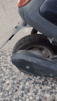 سلام عليكم دراجه منغولي 2003 عادي مو كاتم دراجه نظيفه وجديدة  ما مفتوحة   مستعجل سعر 625 وبيها مجال  هاتف  ***********
