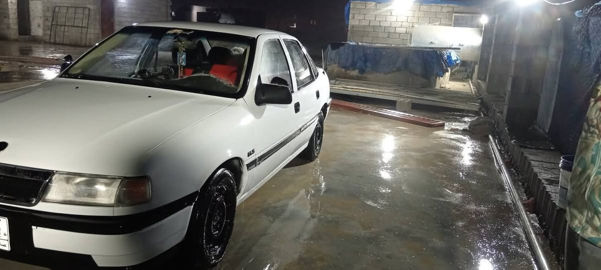 سلام عليكم سيارة اوبل فكترا معرر جديد موديل 1992 محرك 600 شرط لا تنقيص ولا تبخير  الرقم صلاح الدين مشروع وطني سنوية جديدة
الاتصال ***********
السعر 45 وبيها مجال
