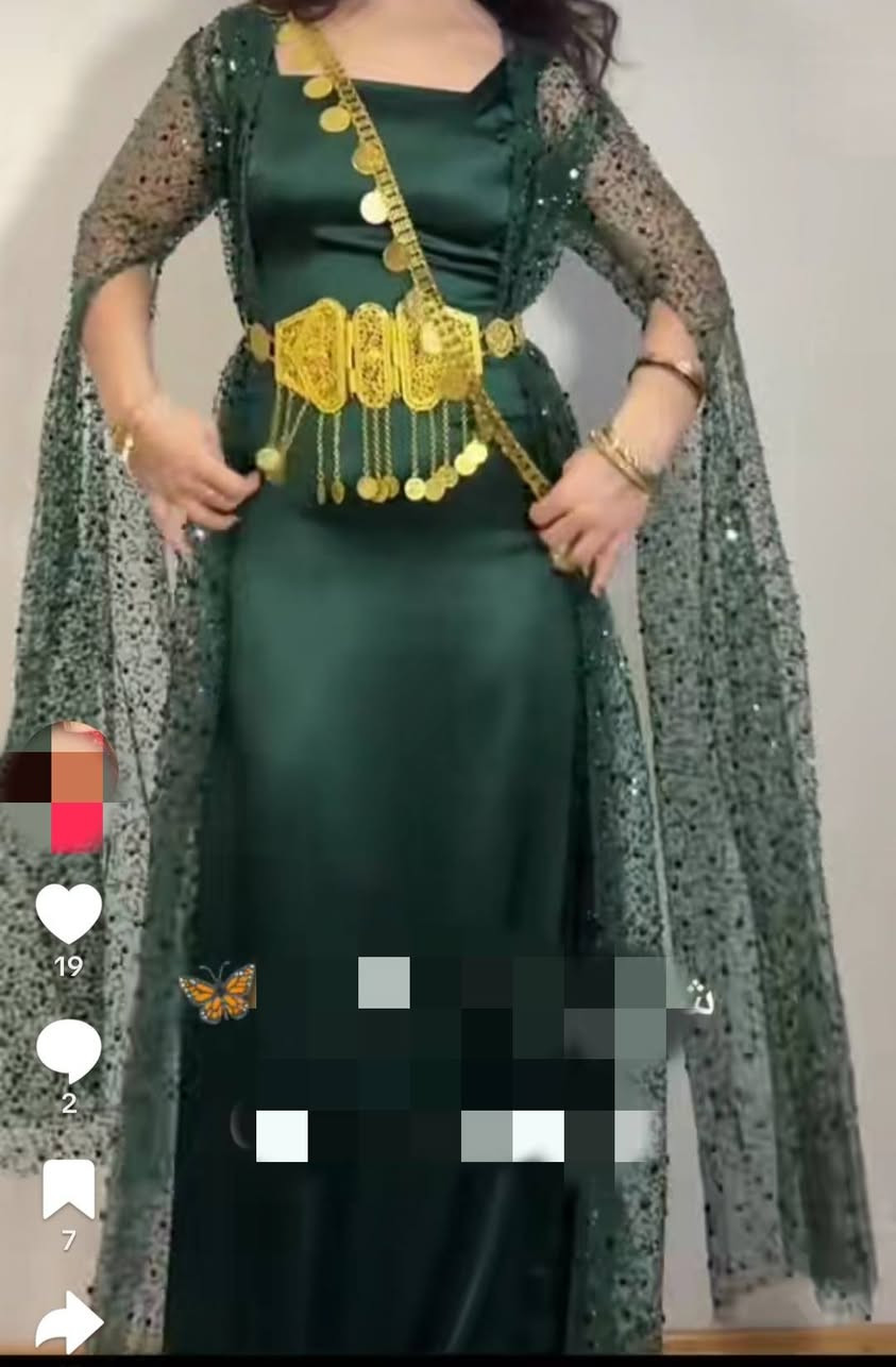 سلام عليكم 
فساتين حفلات نظيف جداا قياسات من ٤٠ ل٤٦ 

الزي الكردي زيتوني فري سايز ب٢٥ الف وياه حزام ومحبس وقلاده وسوار هديه 
السلفري قياس ٤٢ ويلبس ٤٤
الفستان الاحمر الستن  قياس ٤٢
الاحمر النفش قياس ٤٤ 
التركوازي قياس ٤٦ قطعتين 
مكاني كربلاء


**إذا كنت صاحب هذا الإعلان وتريد حذفه لأي سبب، رجاءا أرسل رسالة إلى الدعم الفني**