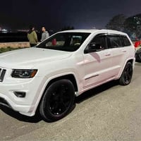 جيب لاريدو اوفر لاند 2015  سياره سياره مصبوغه عام  السعر 160 077111130...