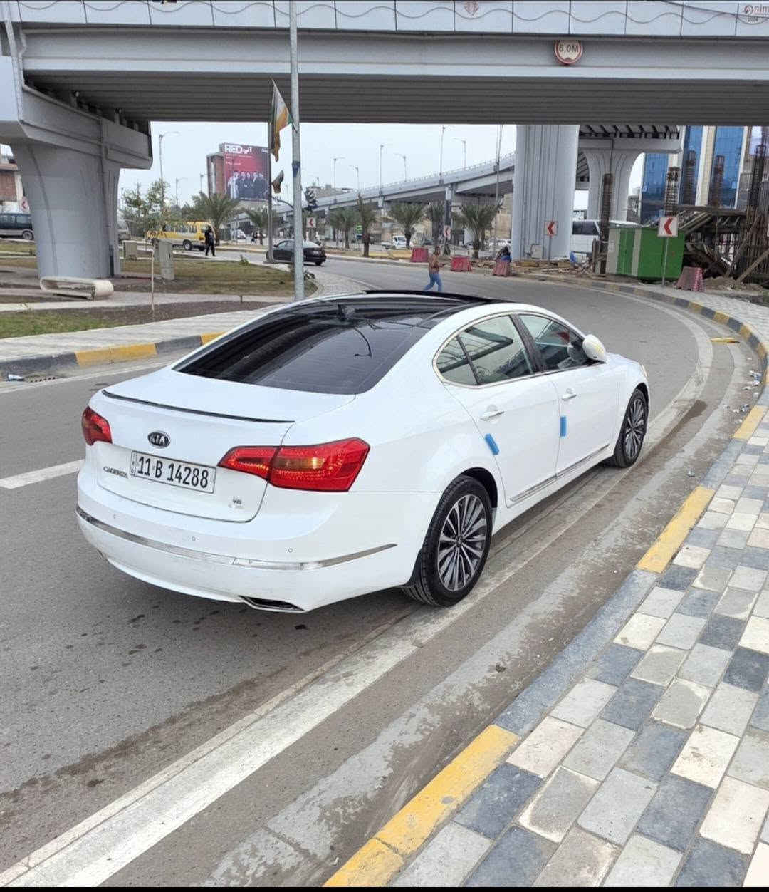 سلام عليكم
كادنزه ٢٠١١ خليجي رقم بغداد الجديد 
محرك ٦ سلندر ٣٥٠٠
سياره فول صبغ قطعتين ونص بدون دواخل 
مواصفات 
بانوراما كشنات جلد وكهرباء  داخل بيجي  تحكم ستيرن لايت لد بك لايت لد مري شفط اشاير بلمري حساس امامي خلفي  ويل كب كروم 
يدات نيكل 
عارضها ١٠٨ ومجال بسيط 
مكاني بغداد الدوره 
***********
