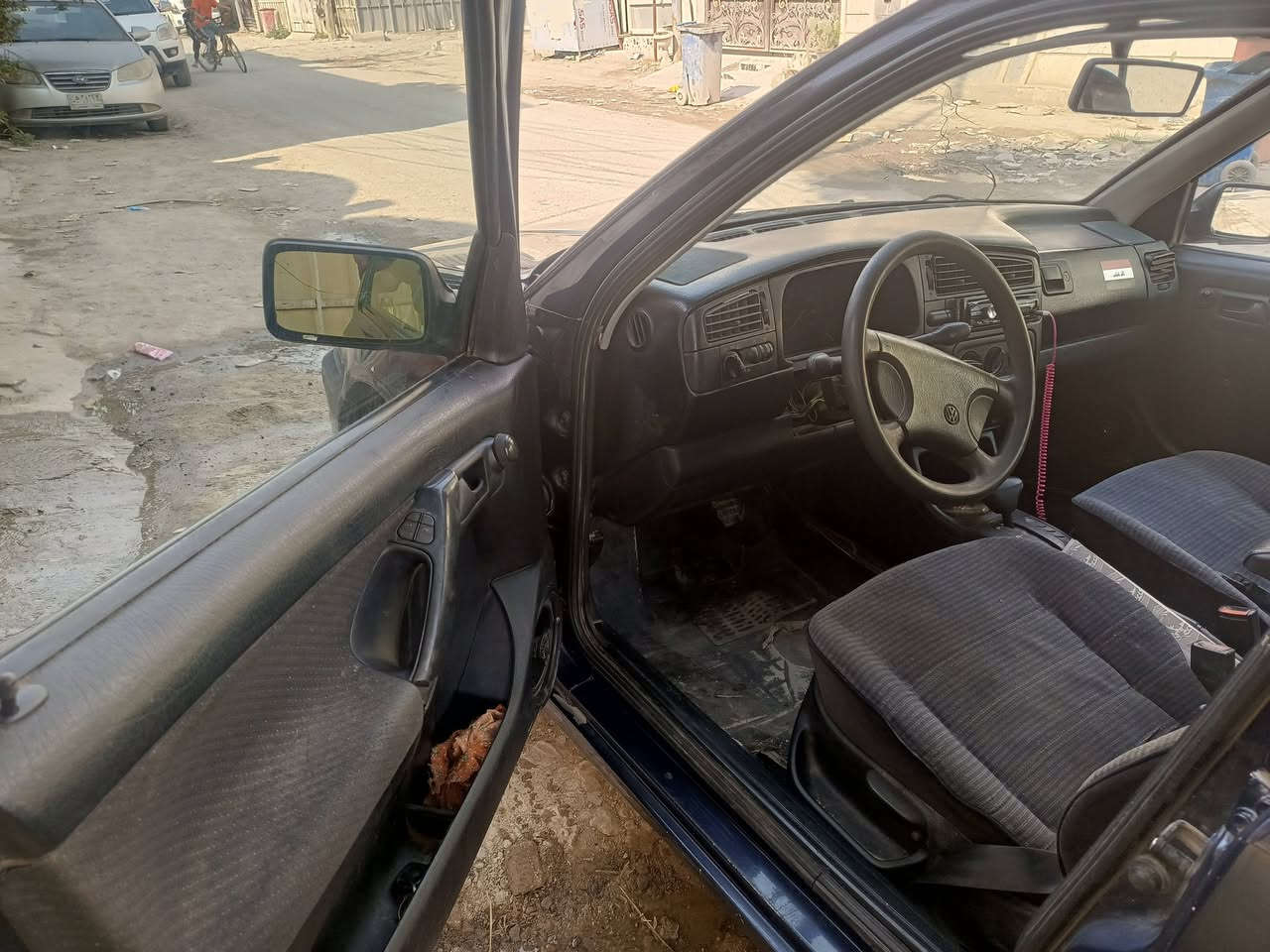 السلام عليكم كولف92محرك 2000كير اوتو تبريد تخم تأير جديد صدر جديد سياره جاهزه مشروع وطني مكاني الدوره غرفه حلوه بدون ضربه السعر40بيه مجال بسيط***********
