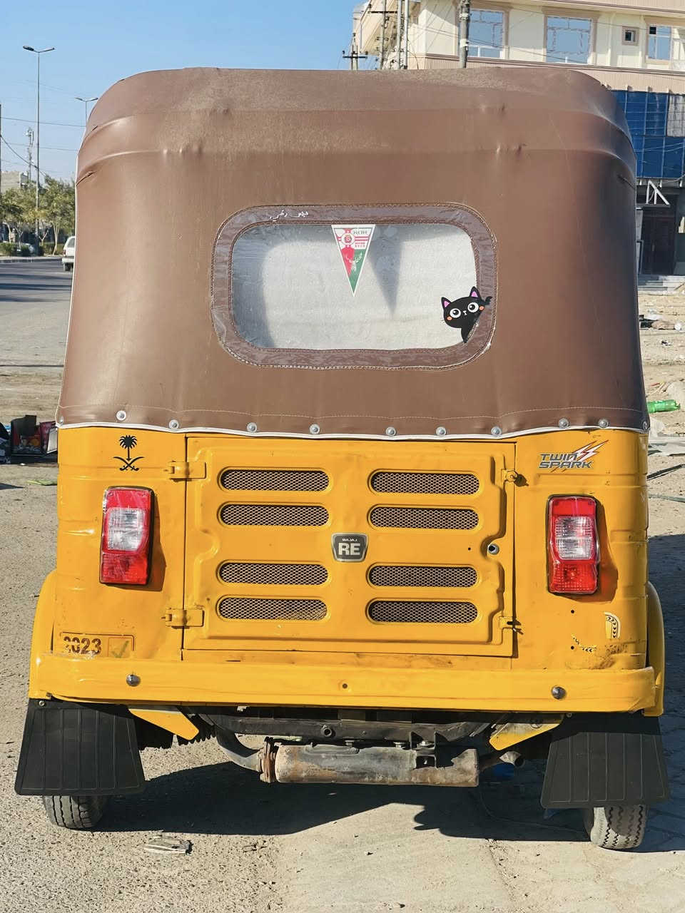 سلام عليكم تكتك 2020شهرال10مكان بغداد حي الجهاد أوراق اصوليه وياك للترقيم سعر 5400 وبيه مجال ***********
