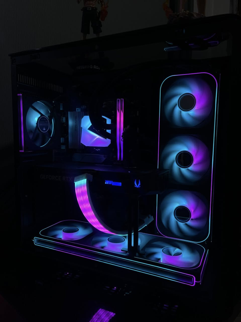 كرت شاشه Zotic 5070 12G
معالج رايزن 5 7600X
رامات 32 16x2 شركه Aorus
الذاكره m.2 سعة 256G انا مخليهة هجي لان ما احتاجهة كافيه علي 256G
بور سبلاي Huntkey 750 80+ Gold
كيس WTPLUS BLACK MATX ITX
مبرد MSI MAG CORELIQUID C360
فانات كت عدد 2 كل كت بي 3 فانات ماركه ZB-360 بل مبرد و بل كيس / وياها ماوس / باد ماوس / كيبورد ميكنيك/ سماعه محيطيه /مكسر + مايك /سماع مكتبيه  جميع القطع كراتينهة و الوصولات موجوده السعر مليونين و 750 الف /2,750,000


**إذا كنت صاحب هذا الإعلان وتريد حذفه لأي سبب، رجاءا أرسل رسالة إلى الدعم الفني**