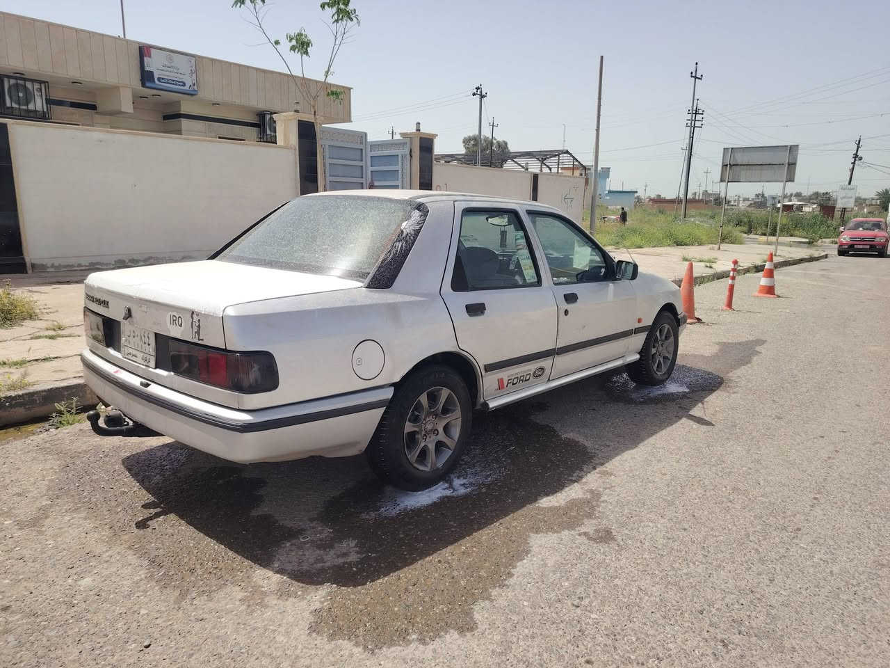 السلام عليكم سياره فورت سيره لبيع وترهم مراوس حسب القناعه سنوية لل 2029 محرك وكير شرط مكينه ال سعر 27 وبيها مجال قبق اسود اتصال على رقم ***********
