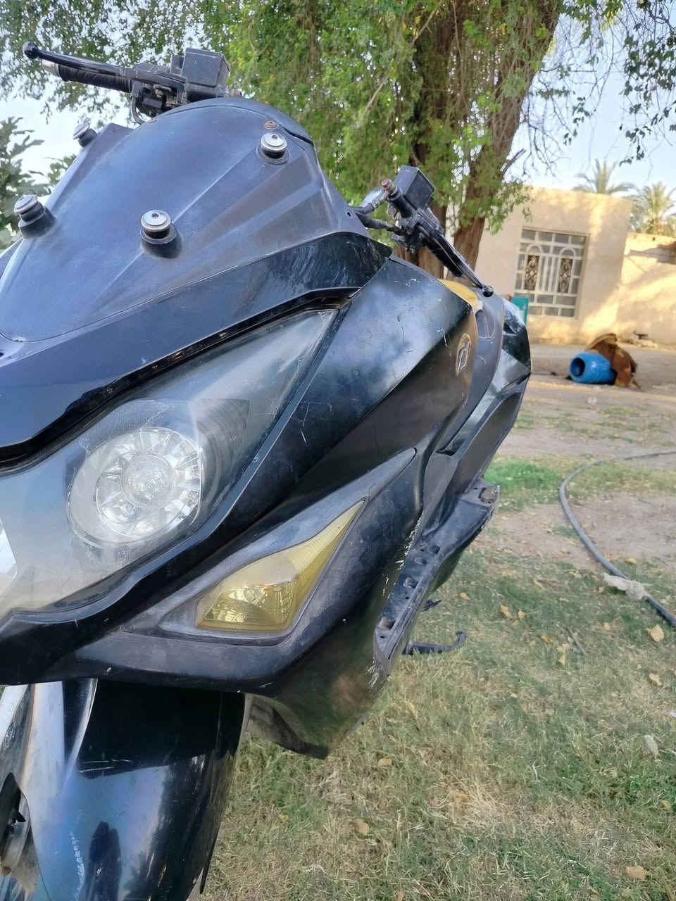 السلام عليكم
فورزه للبيع قيم واخذ الدراجه كله شغاله نقص بس بصمه


**إذا كنت صاحب هذا الإعلان وتريد حذفه لأي سبب، رجاءا أرسل رسالة إلى الدعم الفني**
