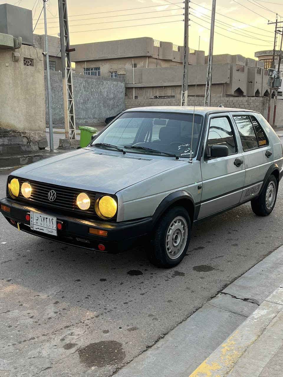 السلام عليكم سيارة كولف موديل ٩١محرك دوش 1800 مكفول صدر أمام خلفي جديد گير أوتوماتيك تخم تاير تنورة صالنصه جديد كهربائيات شغاله باتري وبلكات جديد سنونيه ساقطة رقم أنبار مشروع وطني سياره بسمي تحويل مباشر مكان فلوجه رقمي ***********
