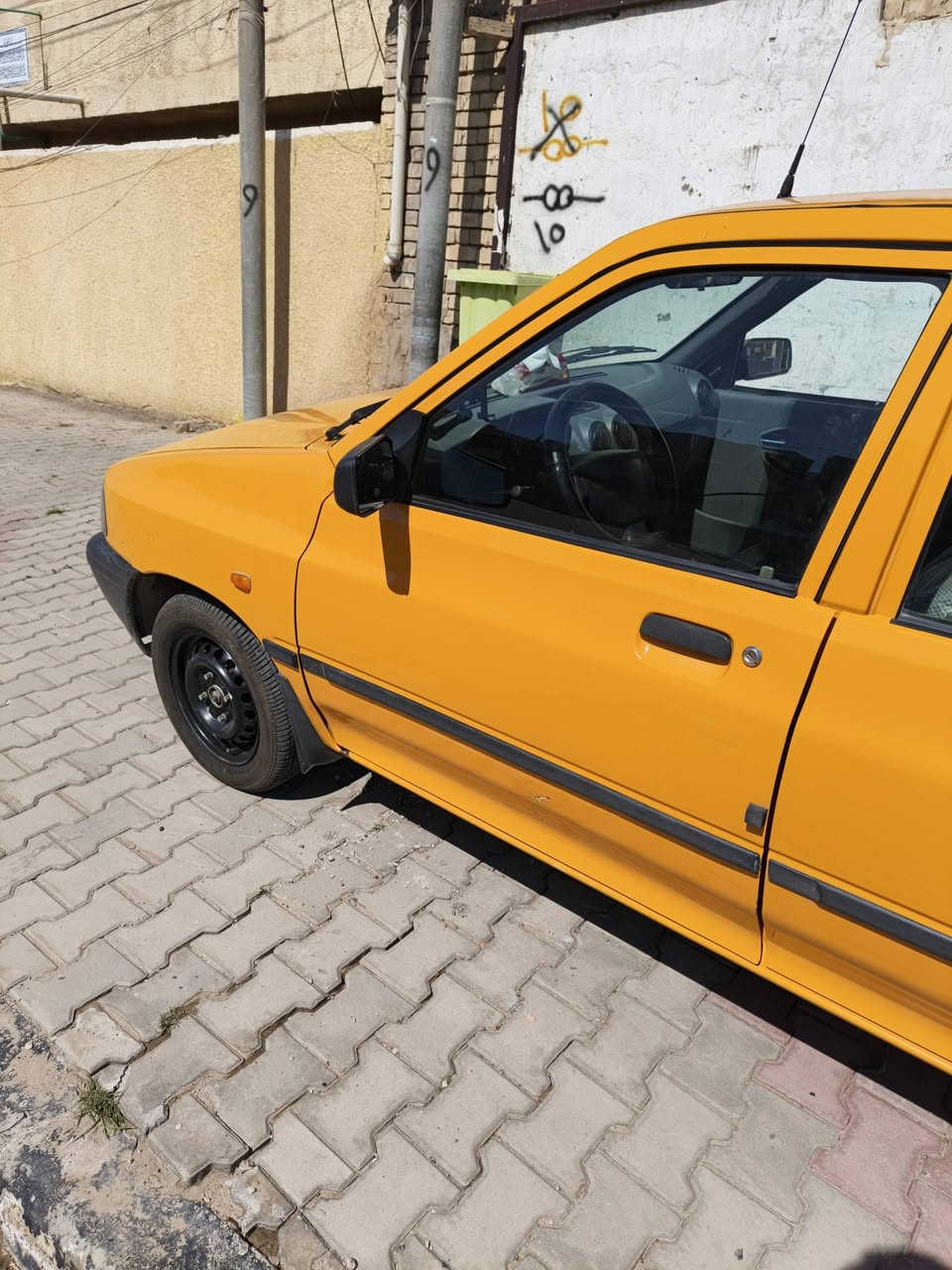 السلام عليكم 
سايبه 2018
كفاله عامه كشر كير مكينه سيارة مكفوله كفاله عامه
مابيهة نقص برغي  مدوشمه وجاهزة بسمي 
مكان سيارة بغداد
معروضه ب 52وبيهة مجال بسيط 
متواجد على نت 
***********
