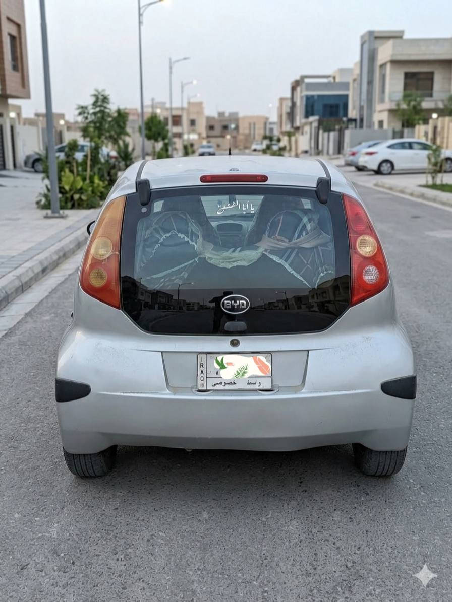السلام عليكم سياره BYD موديل 2012 كير ميكانيكي مكينه  حلوه وناعمه ما بيها اي شي تدفئة تبريد شغاله 
كهربائيات شغاله بيها بارد شبر باب العبري 
مكان السياره واسط الكوت السعر 32 
***********
