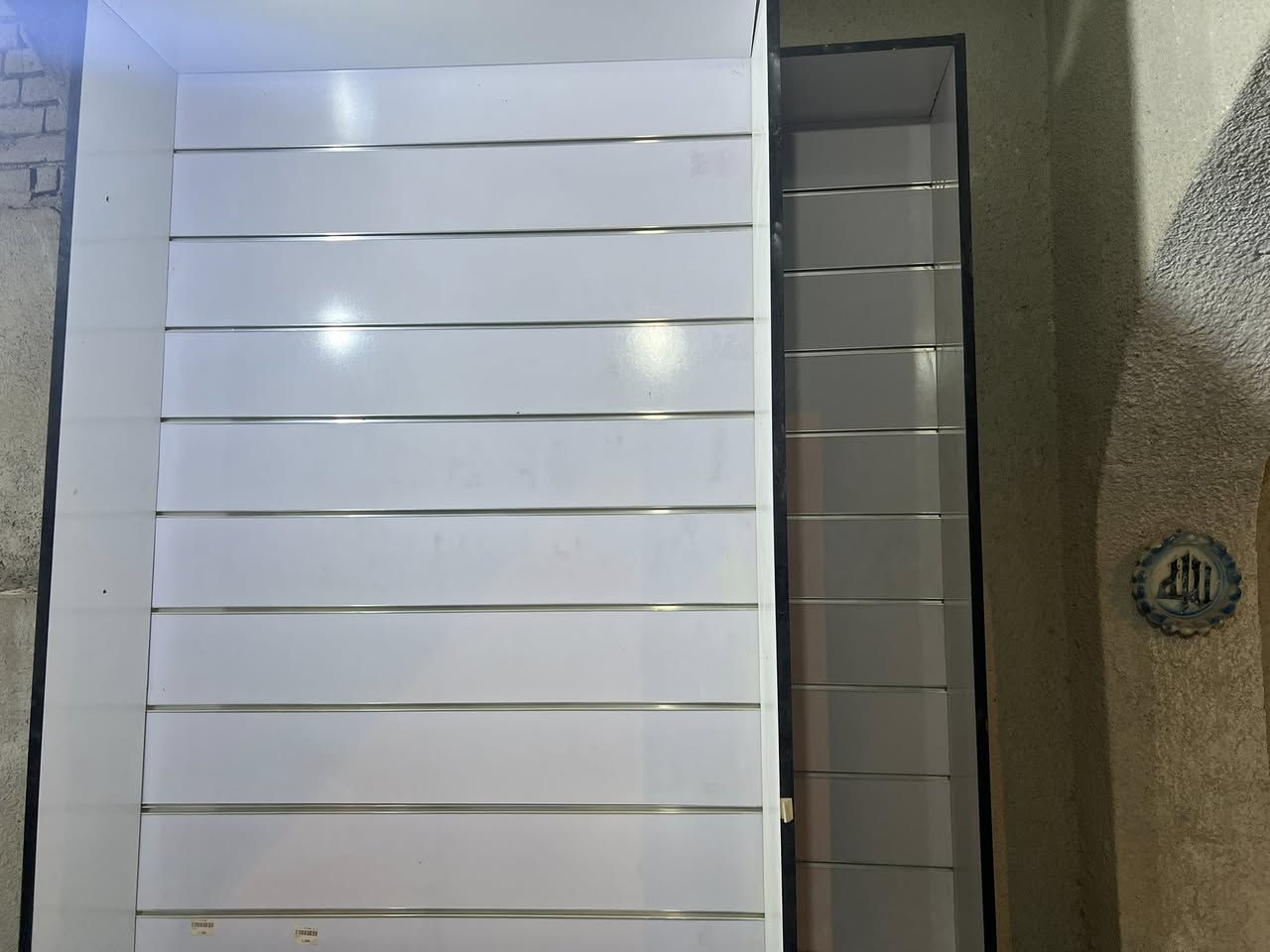 فاترينات 3 قطع للبيع استخدام كلش قليل المكان / حله / كفل
***********
