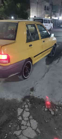 السلام عليكم من رخصه الادمن سايبه 2015 كير مكينه خير من الله تبريد شغال صدر جديد تخم تاير جديد تحويل مباشر هزه وسنويه جديده سياره جاهزه وبل عافيه عل ياخذها سعرها 33 مجال قليل مكاني الدوره شارع 60 او هورجب اتصل ودلل ***********
