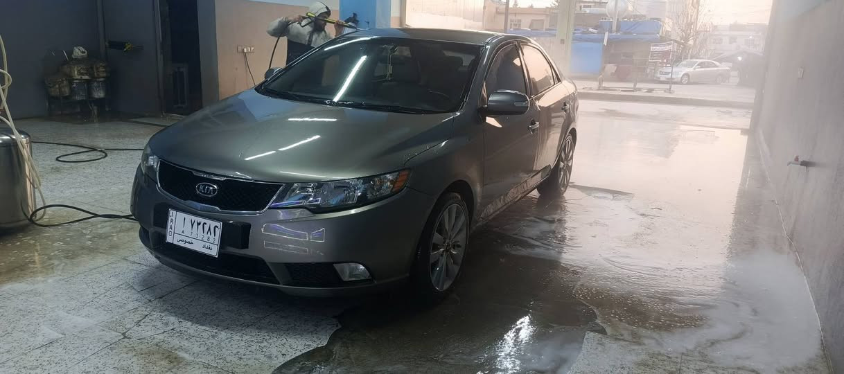 کیا سیڕاتۆ مۆدیڵ 2010 فۆلە بە س سڵایت نیە بە سمە یە شخالە پیش ۆ پشتی کە پسە کامل مە سڕە ف کڕاۆە 52محە لە  بڕاۆی دۆبە یە ***********

کیاک رانية, السليمانية
