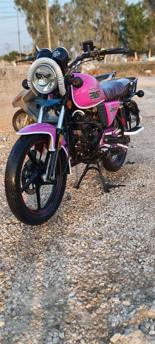 لبيع محرك 150دراجه برغي مامفتوح بيه 2200وبيه مجال ***********
